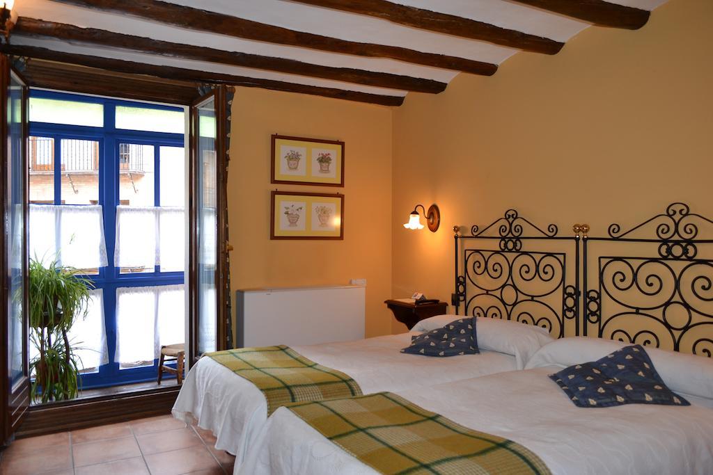 Hostal Santa Agueda Tarazona Room photo